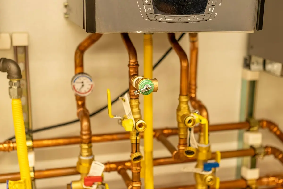 Licensed technician providing Sewer Cleanout for a homeowner in Annetta